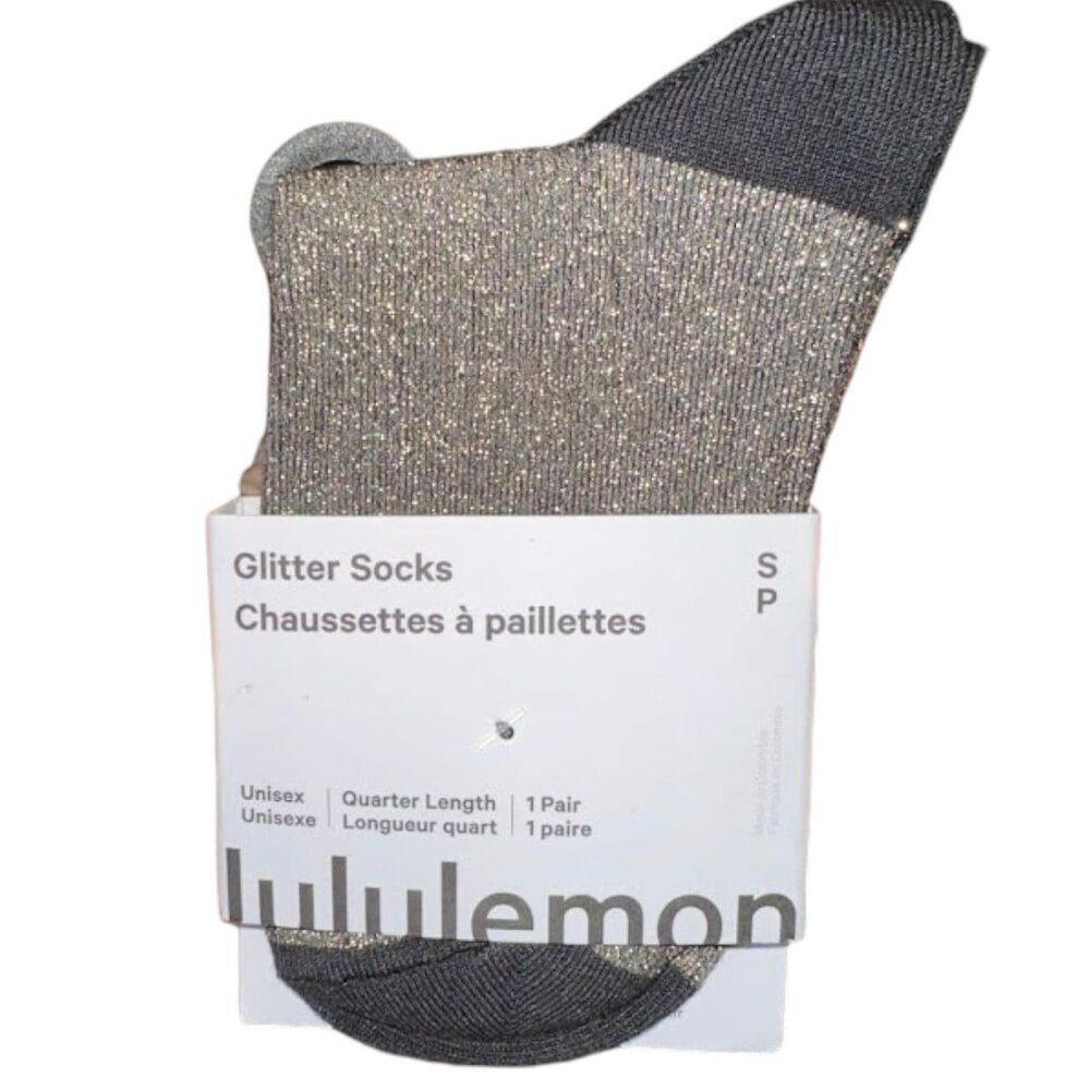 NWT Lululemon Unisex Quarter Length Glitter Socks Sz Small - Gray & Silver